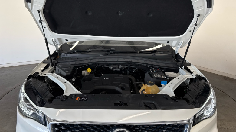 MG Hs 1.5 T-GDI Exclusive 5dr DCT Petrol Hatchback